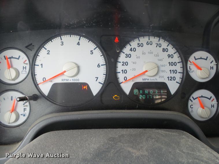 image for item K1035 2006 Dodge Ram 2500 pickup truck