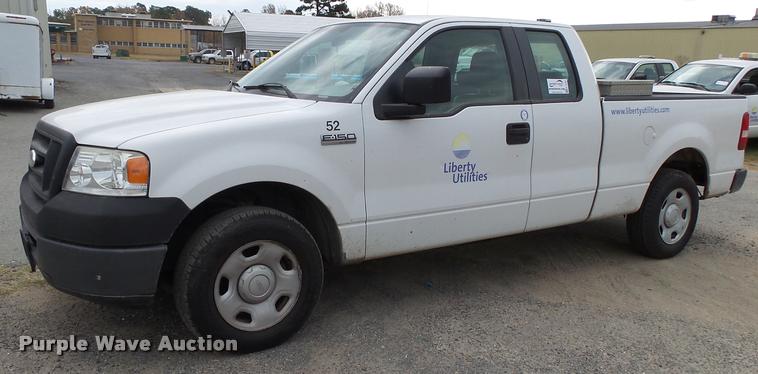 image for item K1036 2007 Ford F150 XL SuperCab pickup truck