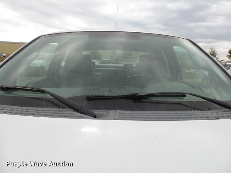 image for item K1036 2007 Ford F150 XL SuperCab pickup truck