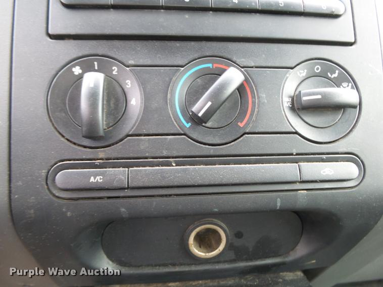 image for item K1036 2007 Ford F150 XL SuperCab pickup truck