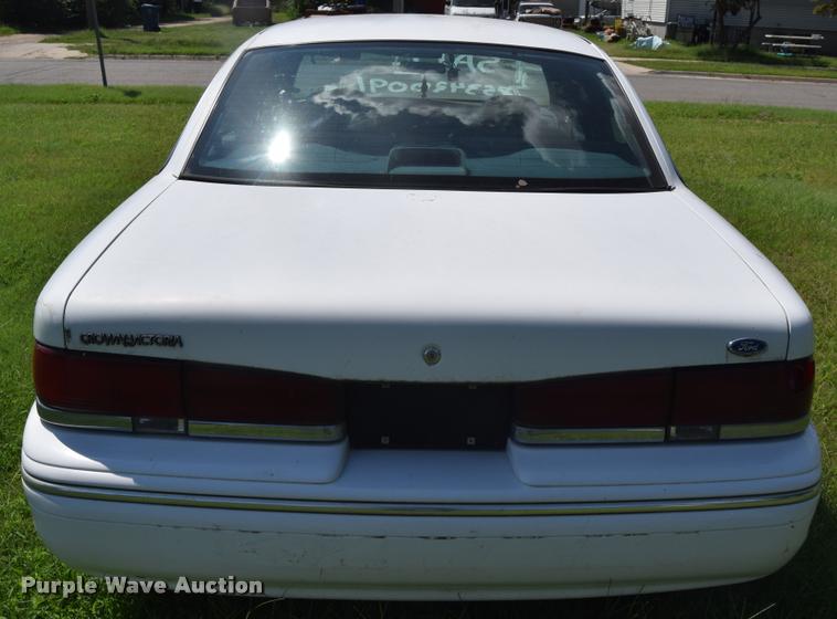 image for item K2824 1997 Ford Crown Victoria Police Interceptor