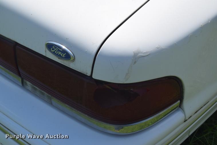 image for item K2824 1997 Ford Crown Victoria Police Interceptor