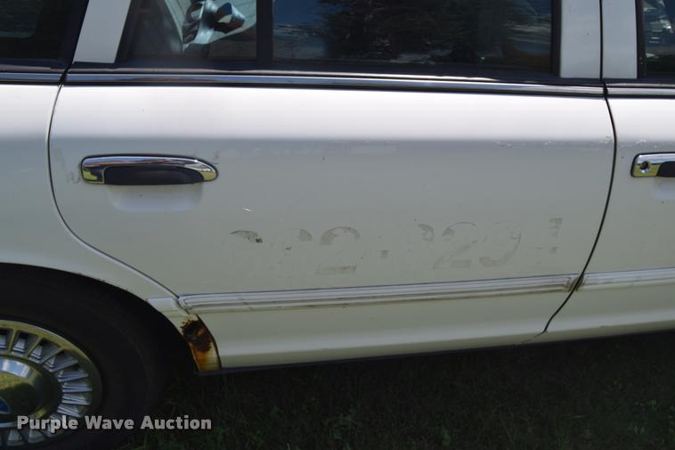 image for item K2824 1997 Ford Crown Victoria Police Interceptor