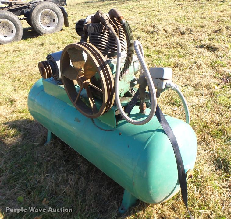 image for item K5516 Fabrique 5Z361A air compressor