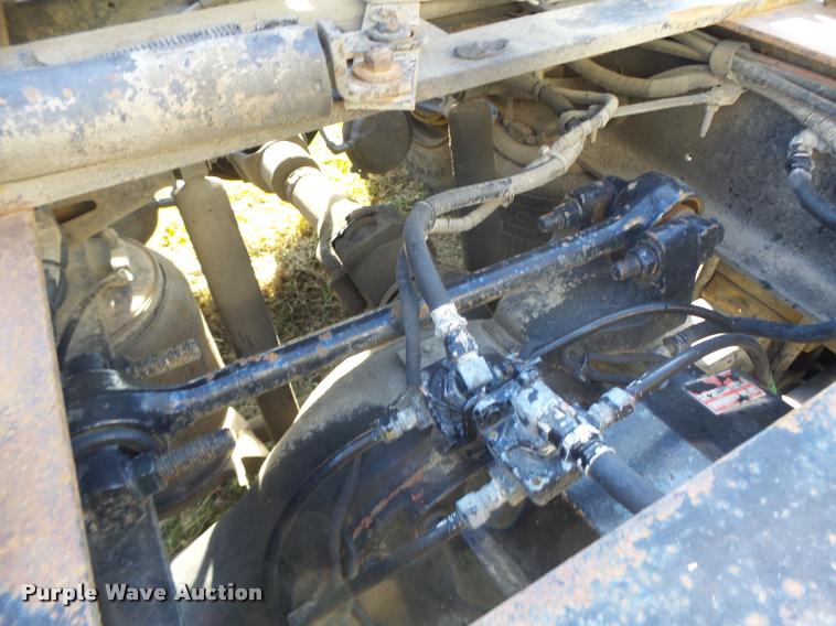 image for item K5518 1995 Ford LTA9000 Aero Max 106 semi truck