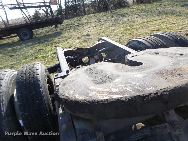 image for item K5518 1995 Ford LTA9000 Aero Max 106 semi truck