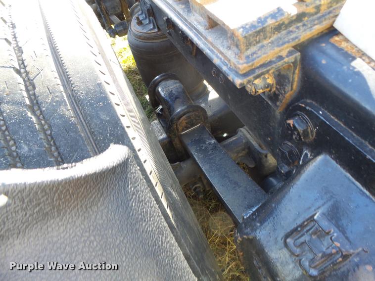 image for item K5518 1995 Ford LTA9000 Aero Max 106 semi truck