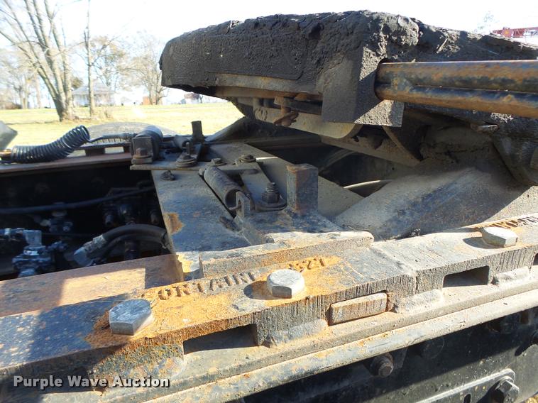 image for item K5518 1995 Ford LTA9000 Aero Max 106 semi truck