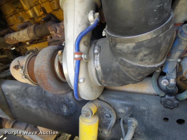 image for item K5518 1995 Ford LTA9000 Aero Max 106 semi truck