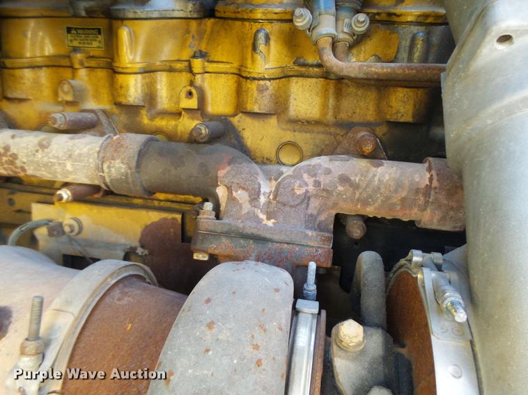 image for item K5518 1995 Ford LTA9000 Aero Max 106 semi truck