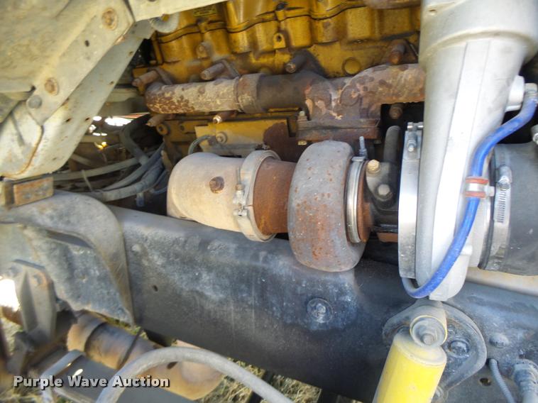 image for item K5518 1995 Ford LTA9000 Aero Max 106 semi truck