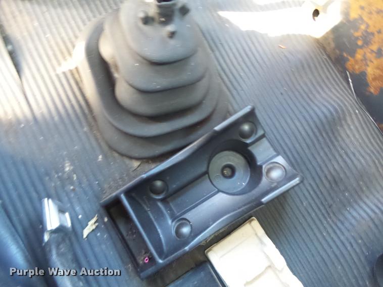 image for item K5518 1995 Ford LTA9000 Aero Max 106 semi truck