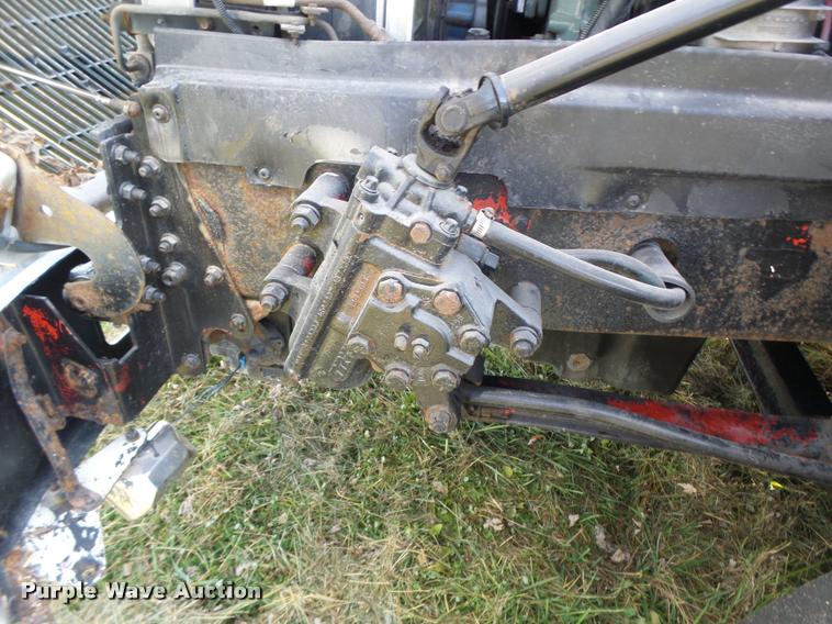 image for item K5519 2000 Volvo VNL semi truck