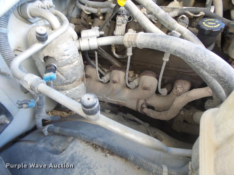 image for item K5538 2000 Chevrolet Silverado 1500 Ext. Cab pickup truck