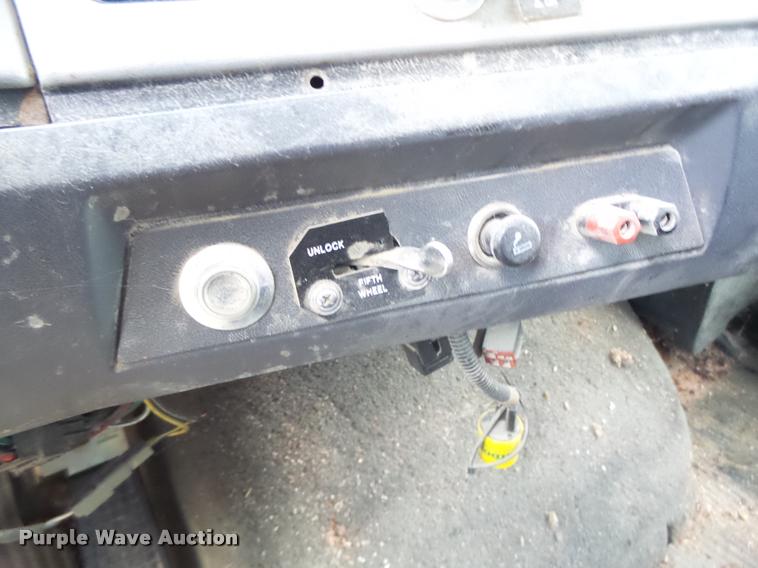 image for item K5539 1995 Ford LTL9000 dump truck