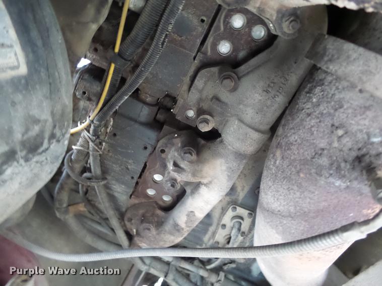 image for item K5539 1995 Ford LTL9000 dump truck