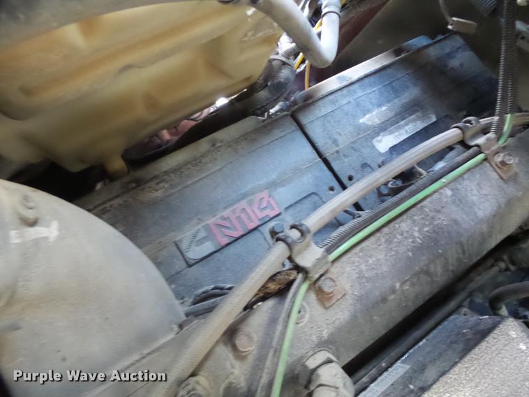 image for item K5539 1995 Ford LTL9000 dump truck