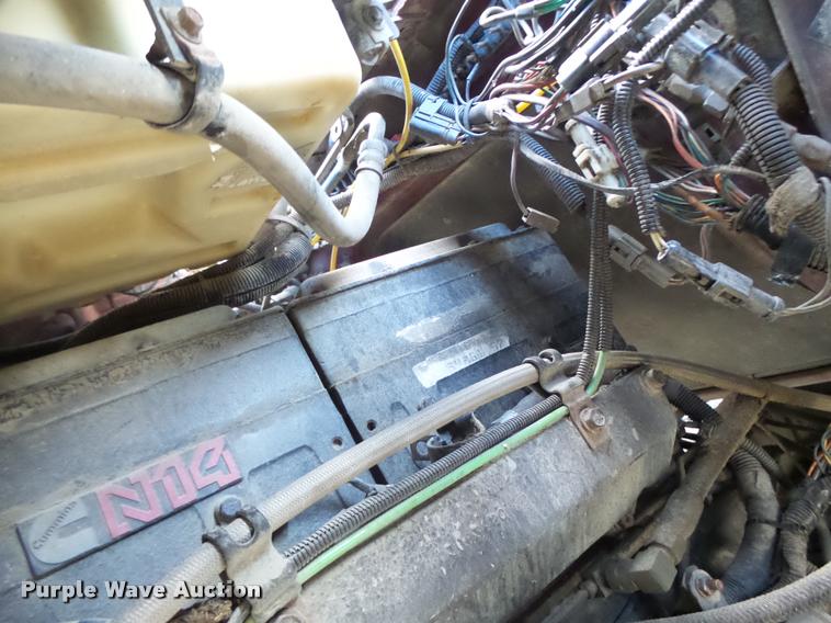 image for item K5539 1995 Ford LTL9000 dump truck