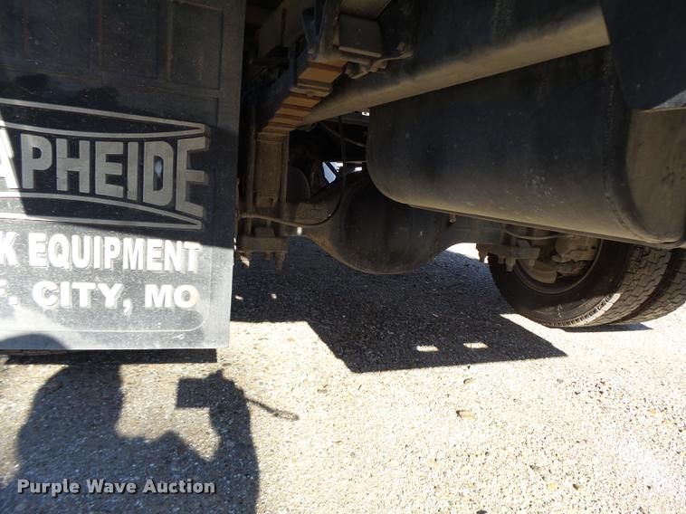 image for item K5575 2014 International TerraStar flat bed truck