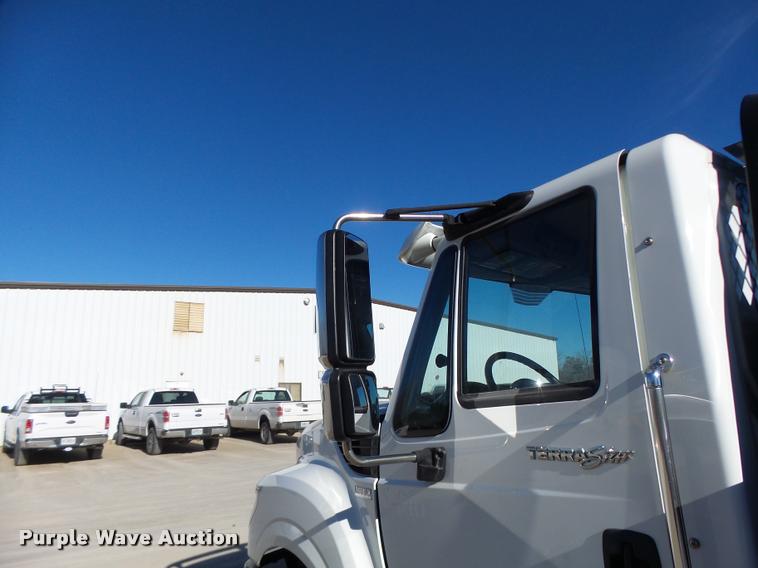 image for item K5575 2014 International TerraStar flat bed truck