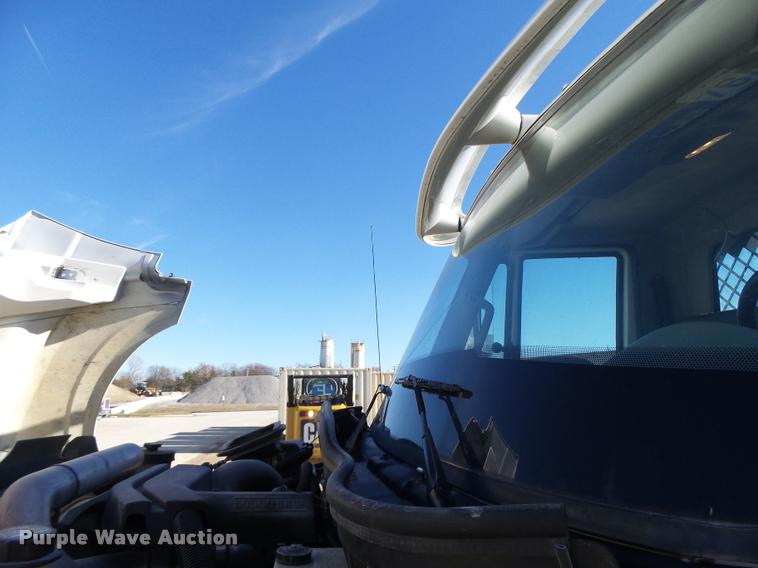 image for item K5575 2014 International TerraStar flat bed truck