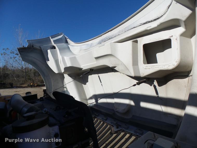 image for item K5575 2014 International TerraStar flat bed truck