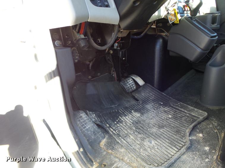 image for item K5575 2014 International TerraStar flat bed truck