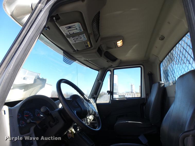 image for item K5575 2014 International TerraStar flat bed truck