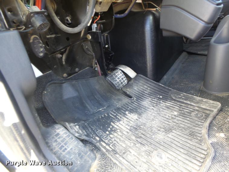 image for item K5575 2014 International TerraStar flat bed truck