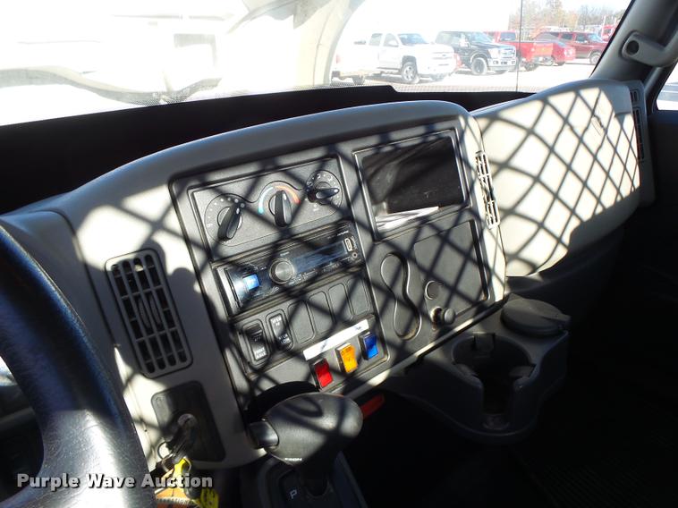 image for item K5575 2014 International TerraStar flat bed truck