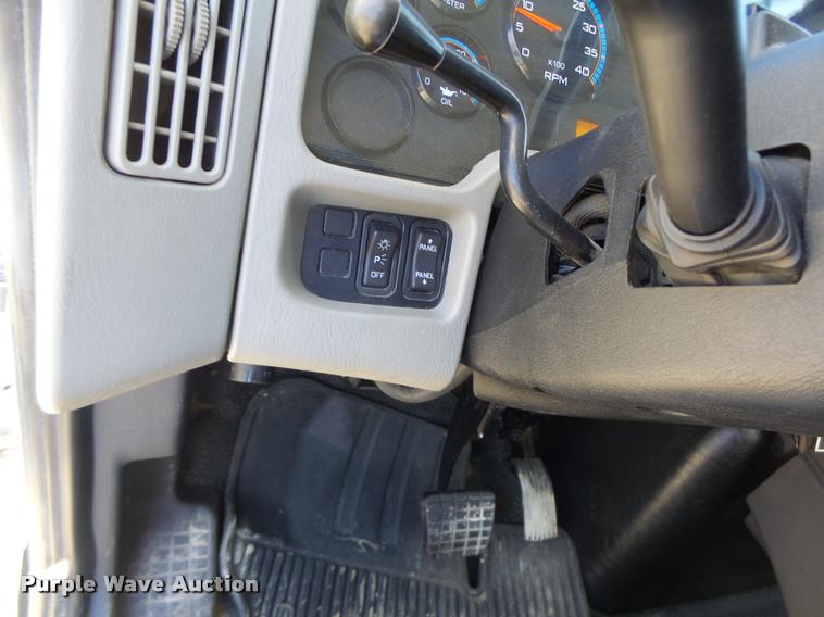 image for item K5575 2014 International TerraStar flat bed truck