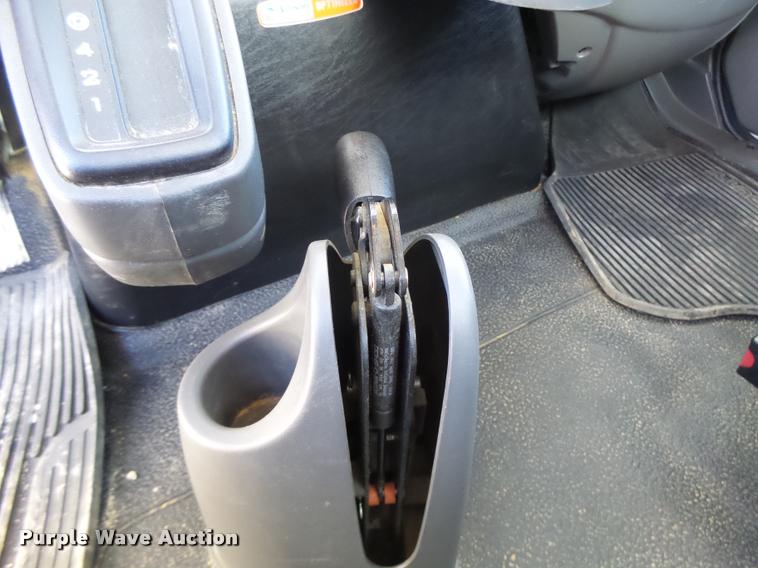 image for item K5575 2014 International TerraStar flat bed truck