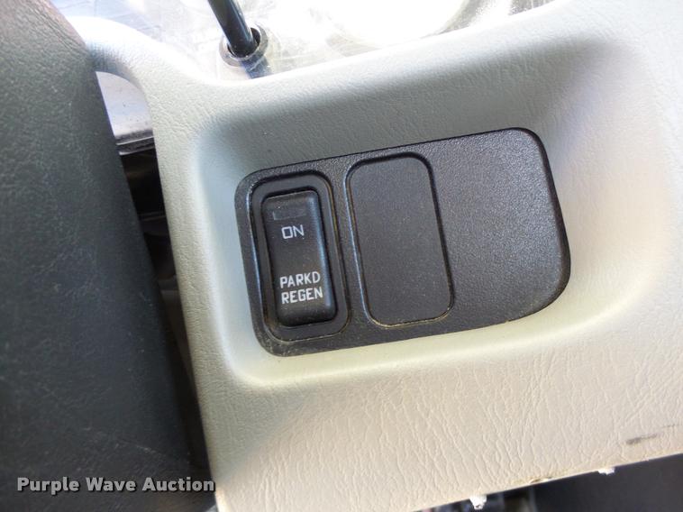 image for item K5575 2014 International TerraStar flat bed truck