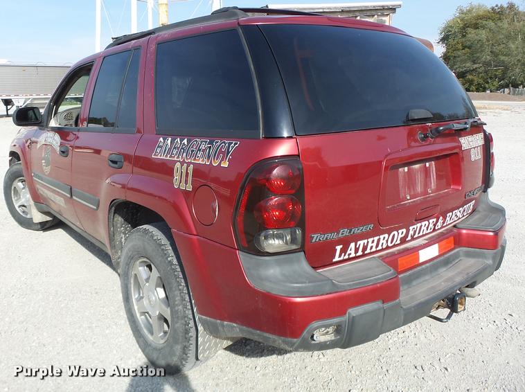 image for item K5631 2002 Chevrolet TrailBlazer SUV