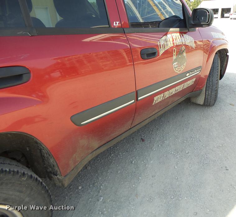 image for item K5631 2002 Chevrolet TrailBlazer SUV