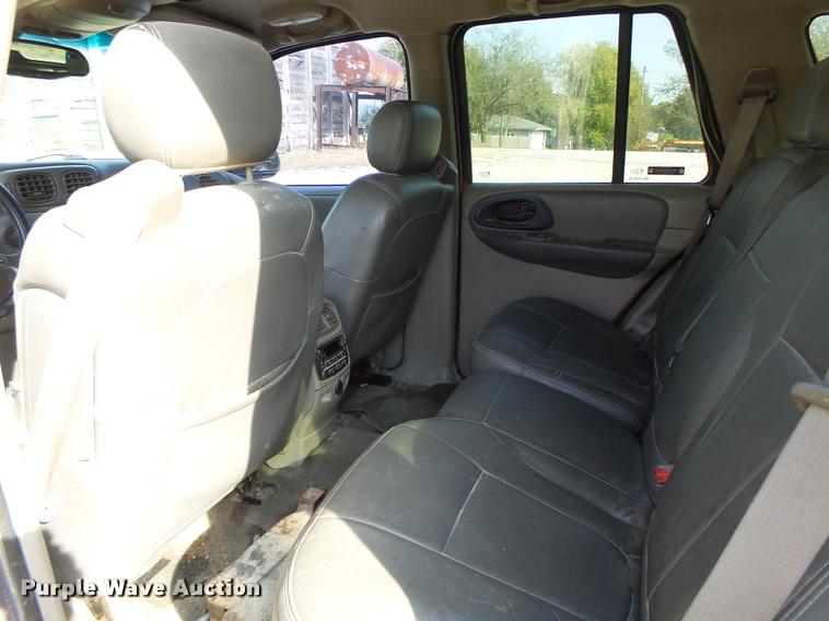 image for item K5631 2002 Chevrolet TrailBlazer SUV