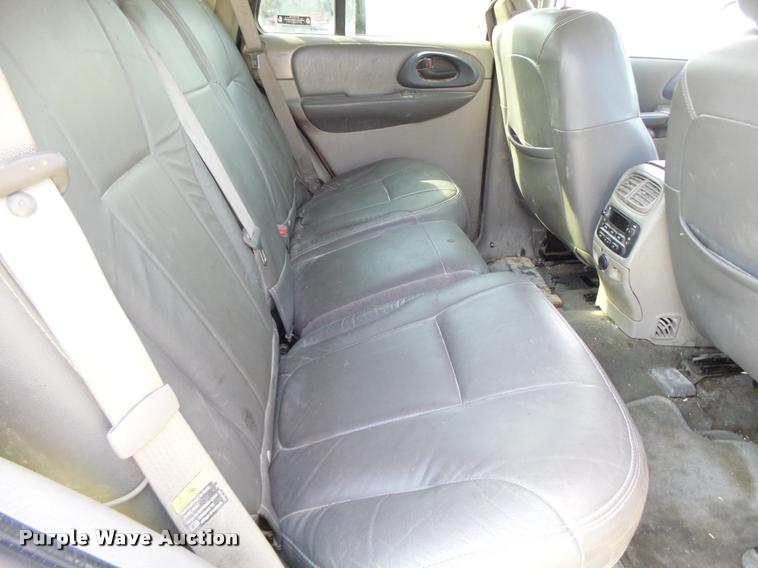 image for item K5631 2002 Chevrolet TrailBlazer SUV