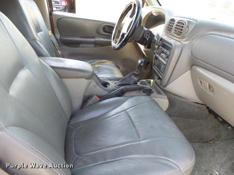 image for item K5631 2002 Chevrolet TrailBlazer SUV