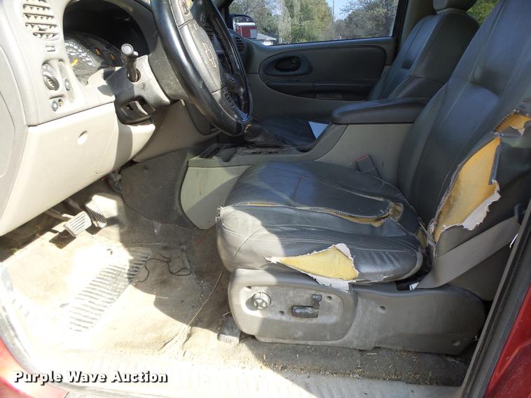 image for item K5631 2002 Chevrolet TrailBlazer SUV