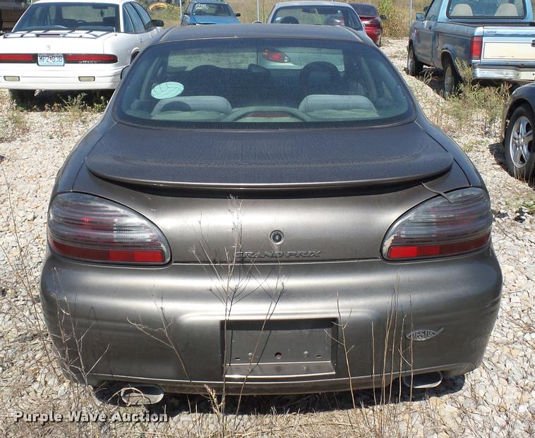 image for item L4307 2000 Pontiac Grand Prix