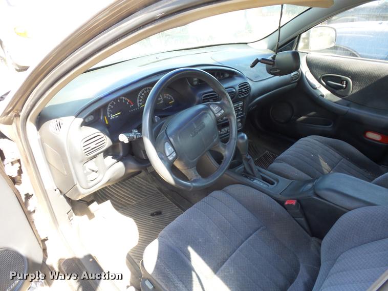 image for item L4307 2000 Pontiac Grand Prix