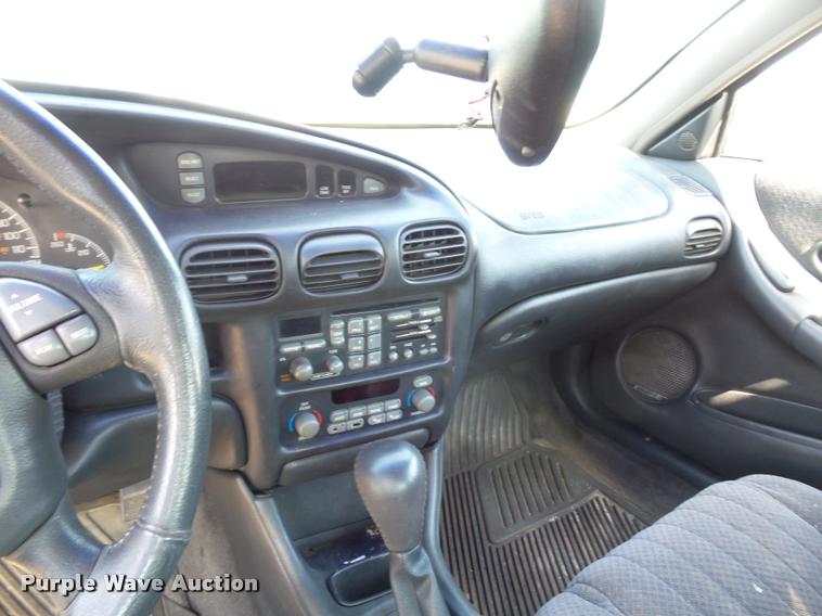 image for item L4307 2000 Pontiac Grand Prix