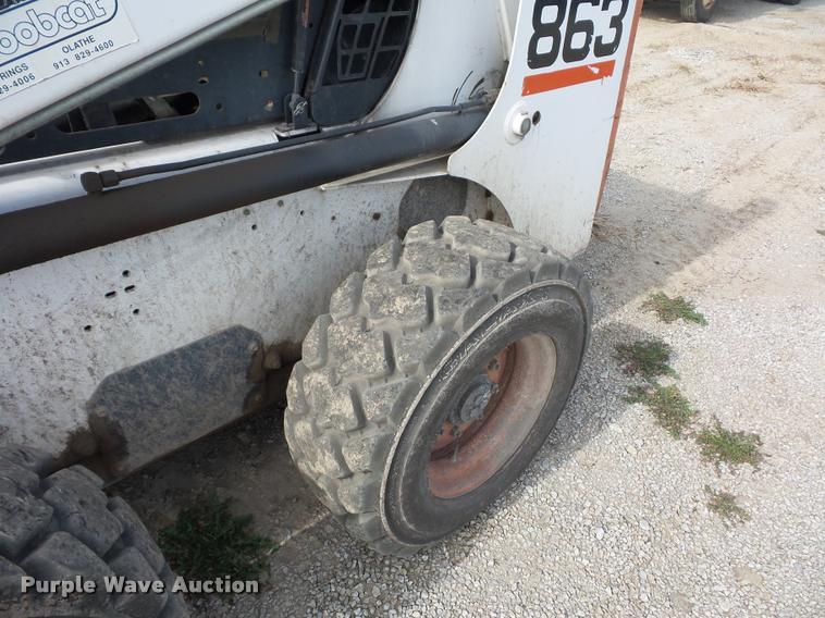 image for item L4445 1998 Bobcat 863 skid steer