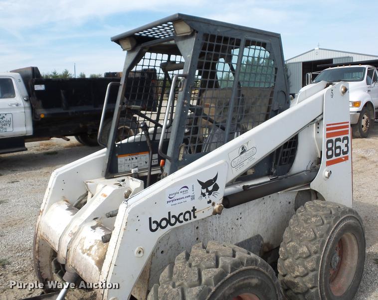 image for item L4445 1998 Bobcat 863 skid steer