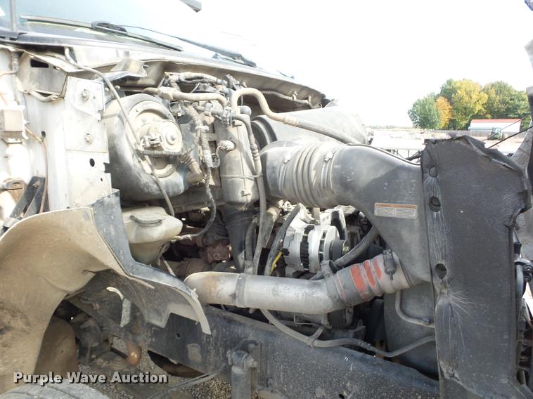 image for item L4446 2006 Ford F650 Super Duty dump truck