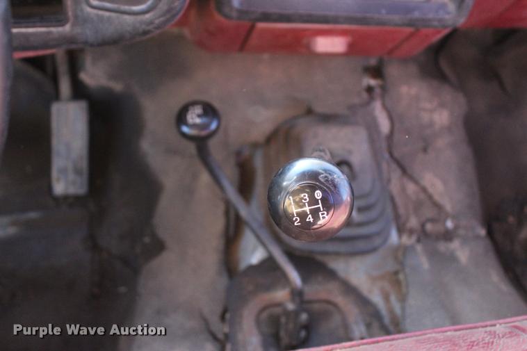 image for item L4920 1987 Ford F350 flatbed pickup truck