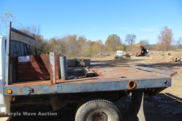 image for item L4920 1987 Ford F350 flatbed pickup truck