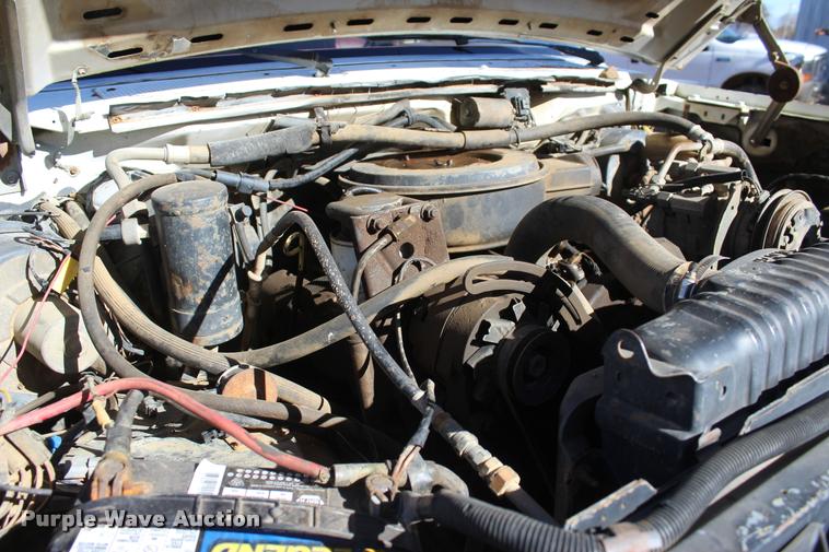 image for item L4920 1987 Ford F350 flatbed pickup truck