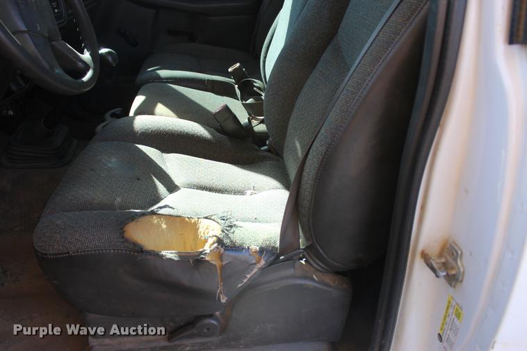 image for item L4921 2006 Chevrolet Silverado 2500HD pickup truck