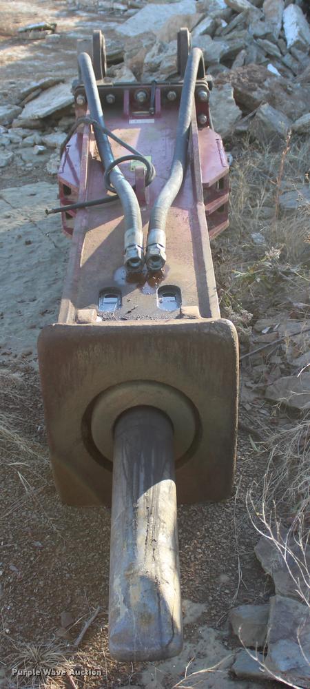 image for item L4924 2011 Allied 140B hydraulic hammer